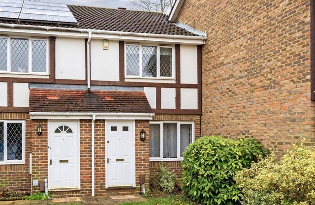 Pass the Keys | Cosy 2BR Home in Walton