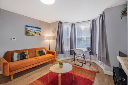 Pass the Keys Private Garden Apartment by Tulse Hill Station