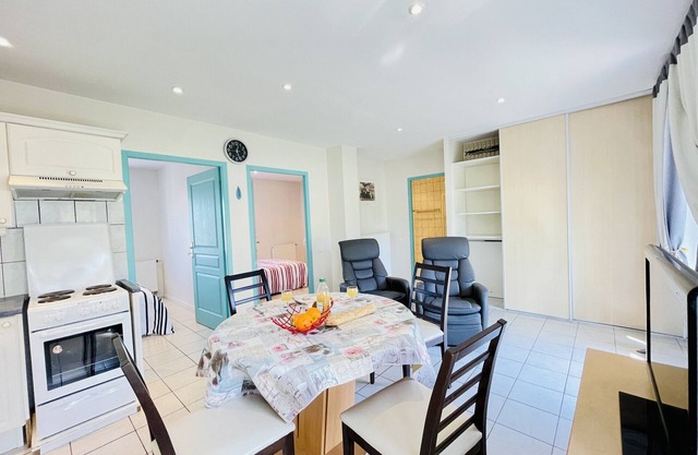 Pasteur: Charming 2-bedroom apartment close to the spa