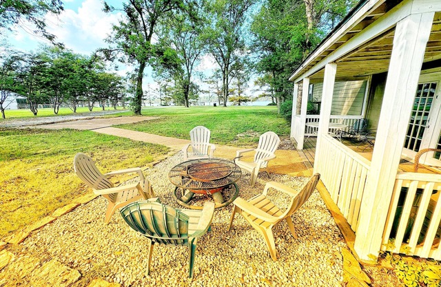 Patton’s Place on beautiful Moon Lake near Clarksdale, MS and Helena, AR