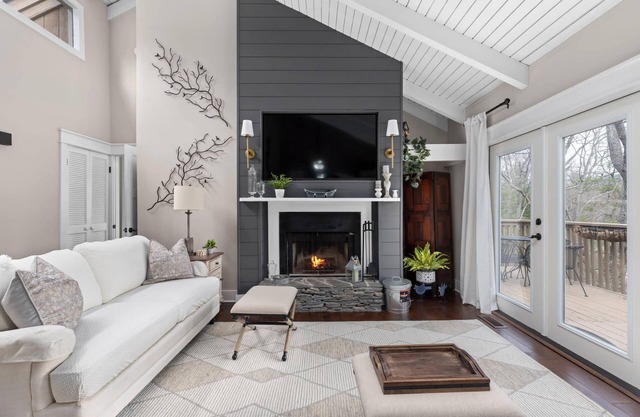 Pause & Relax: Couples Mountain Getaway