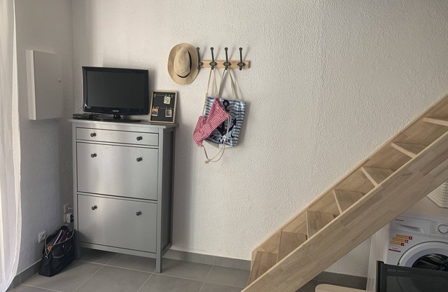 Pavilion T3 DRC secure residence near Richelieu beach