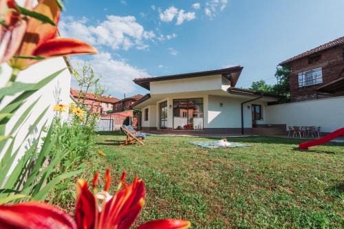 Pavlina Guest House
