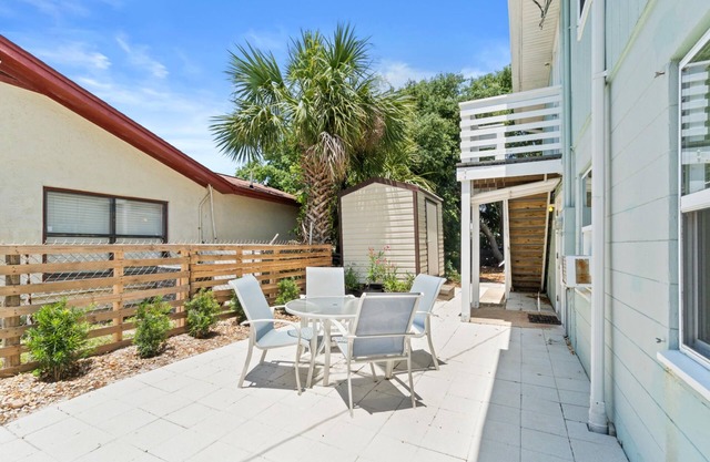 Pcb - Beach Cottage - 800 ft to Beach! Family Friendly, Free Activities Incl
