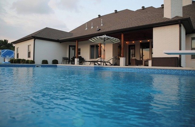 Peaceful 10-Acre Retreat with Pool & Theater Room: 7 mi. from U of A