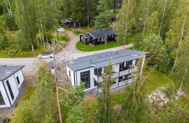 Peaceful 2BR Getaway Cabin at the Top of Riihivuori next to Ski Slopes