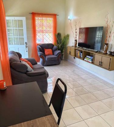 Peaceful 2BR home, perfect for a Caribbean getaway