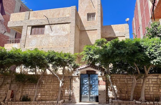 Peaceful 5BR Villa + 4Bath w/ Private Pool