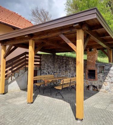 Peaceful, cosy cottage near Kolpa river