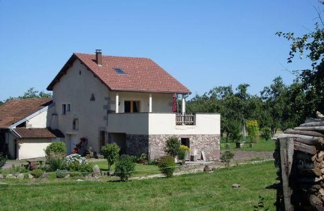 Peaceful cottage in the Vosges with orchard, WIFI and terrace