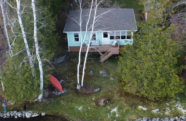 Peaceful Cottage - Relax, Kayak, Swim
