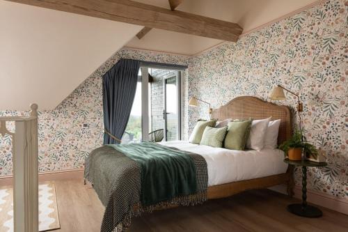 Peacock's Roost - Otium Wine Estate