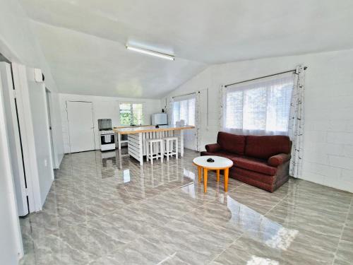 Pearl Cottage - 2 Bedroom Entire Place