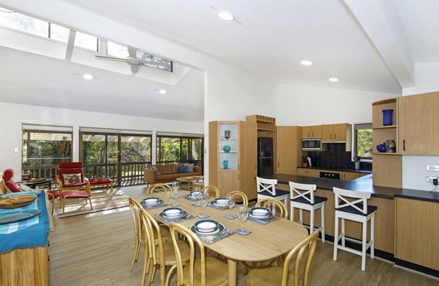 Pearlside - Airconditioned, Pet Friendly & WIFI
