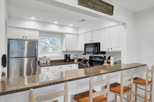 Pelican Bay 38 by Wild Dunes, with Amenities