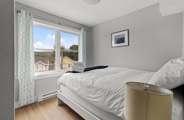 Pennywell Prestige | 2 Bed | 1.5 Bath | Garage