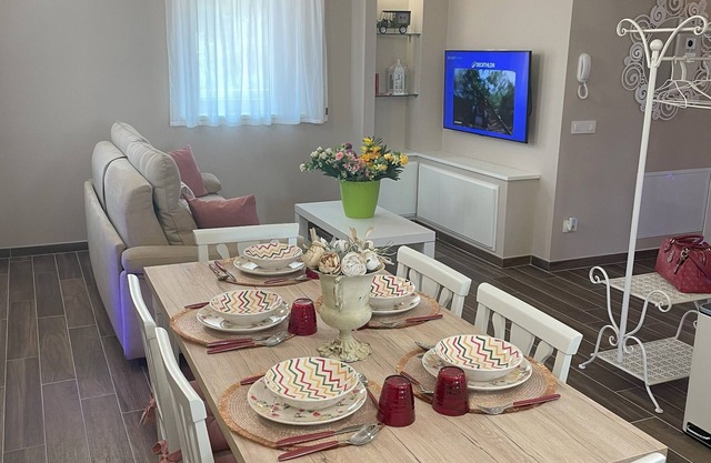 Penthouse 800: elegant and refined apartment located in a historic hamlet