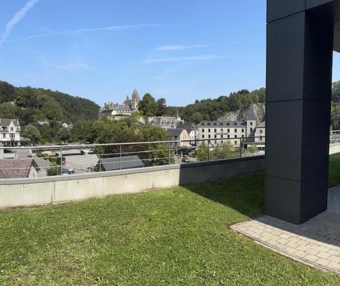 PENTHOUSE DURBUY APPART 10-12 Pers Vue Panoramique