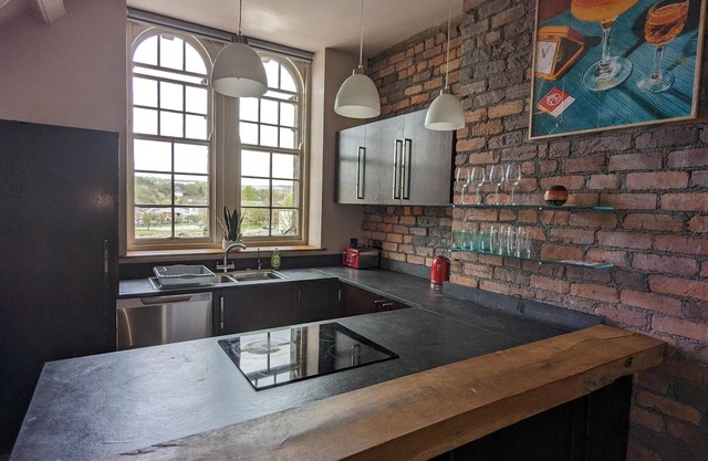 Penthouse-HighStreet-Sleeps2-87WS