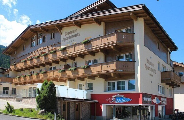 Penthouse in Niederau by Ski Lift & Panoramic Views