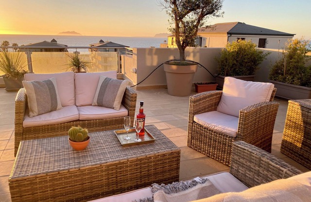 Penthouse Le Isole - Luxurious penthouse with views of the Egadi Islands
