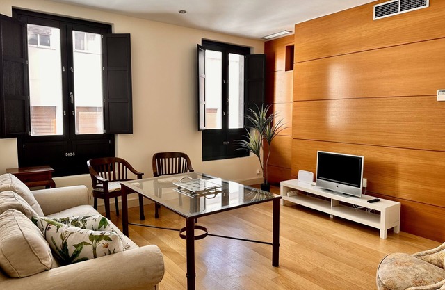 Penthouse near cathedral private rooftop Private Parking