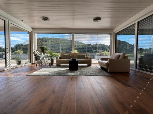 Penthouse Retreat in JuraParc