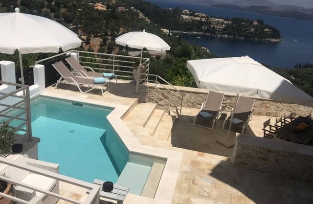 Pepe's Villa in Loustri on NE coast with private pool, WiFi, AirCon. Sleeps 4.