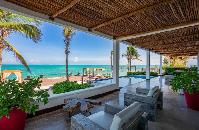 Perfect Beach Location For Families And Weddings
