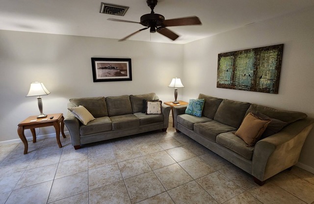 Perfect Corporate Housing Solution - Centrally Located Villa