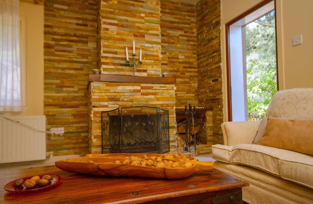 Persephone Cottage - Enhance Your Senses