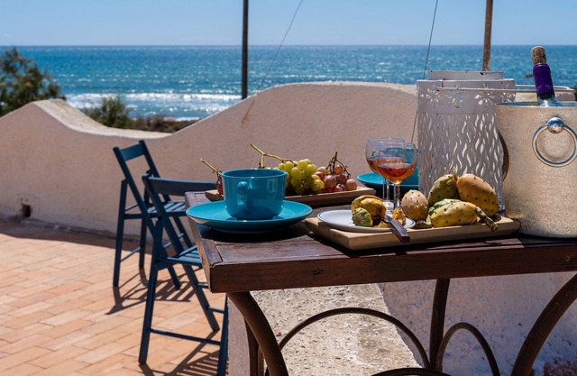 Pet-Friendly Villa Capo Granitola with Sea View, Garden & A/C