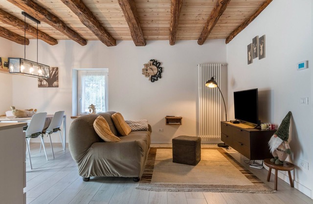 Pet-Friendly Apartment 'Casa Barona' with Mountain View, Garden & Wi-Fi