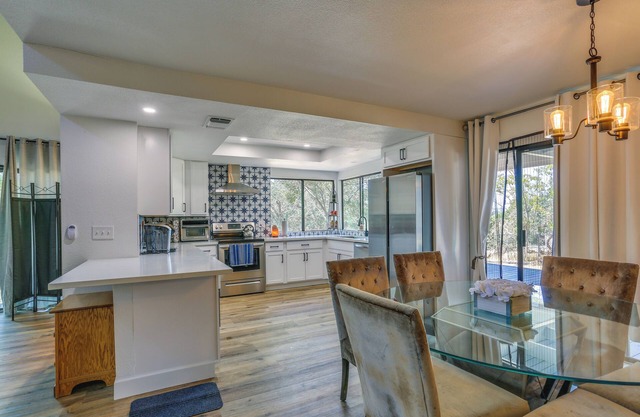 Pet-Friendly Coarsegold Vacation Rental w/Deck!