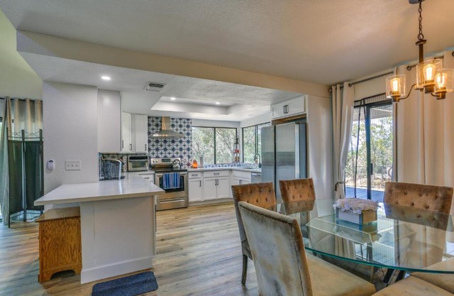 Pet-Friendly Coarsegold Vacation Rental with Deck!
