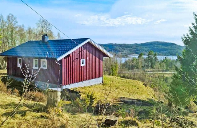 Pet friendly home in Evje with WiFi