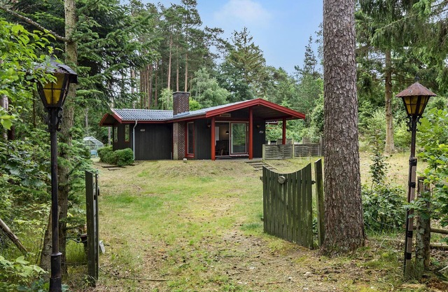 Pet friendly home in Kolind with WiFi