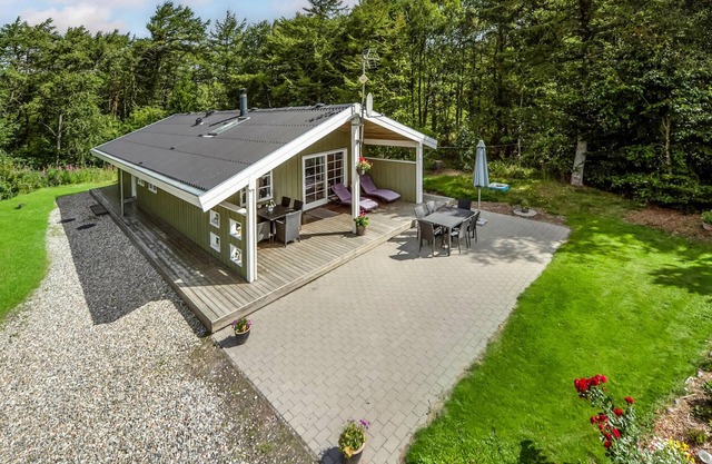 Pet friendly home in Tim with WiFi
