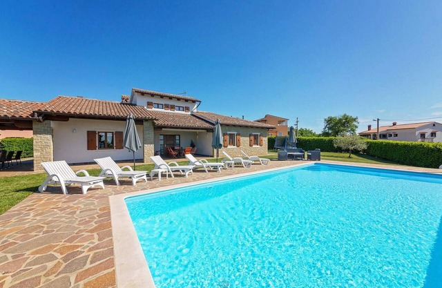 Pet friendly home in Visnjan with WiFi