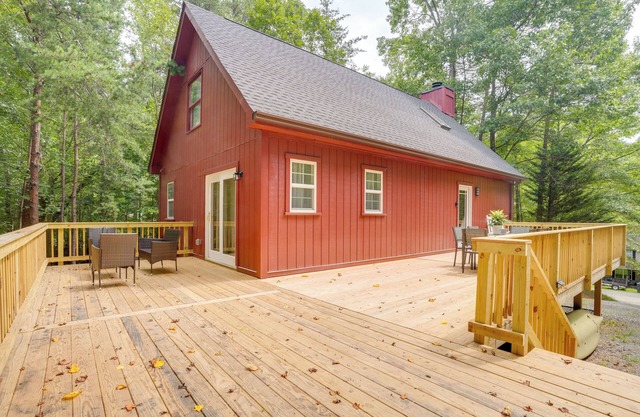 Pet-Friendly Lake Monticello Home w/Perks!