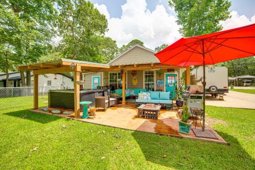 Pet-Friendly Lakefront Getaway with Hot Tub!