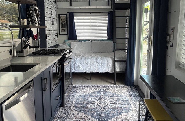 Pet Friendly, Modern Tiny Home in Vibrant Clermont!