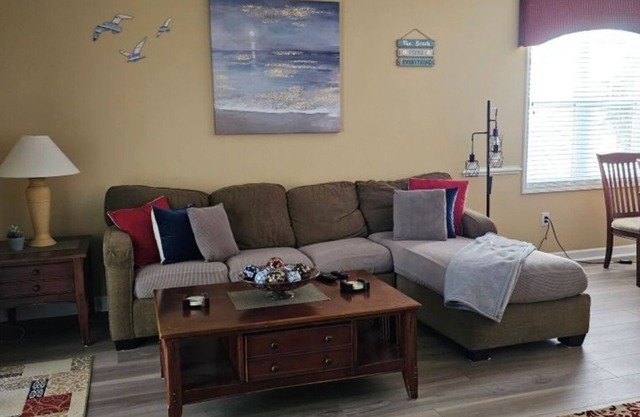Pet Friendly 2B/2B Condo in Barefoot Resort Close to N MB Sports Complex