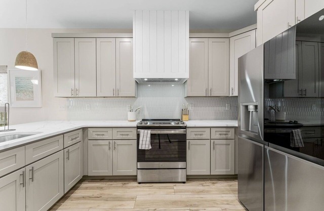 Pet-friendly 3BR PCB Paradise w/Golf Cart + BIkes
