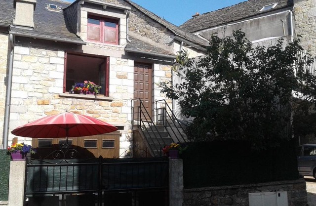 petit gîte calme et ensoleillé.