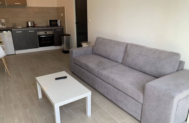 Petra longa filippi 'u belucciu'* hamlets