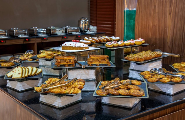 Petra Moon Luxury Hotel