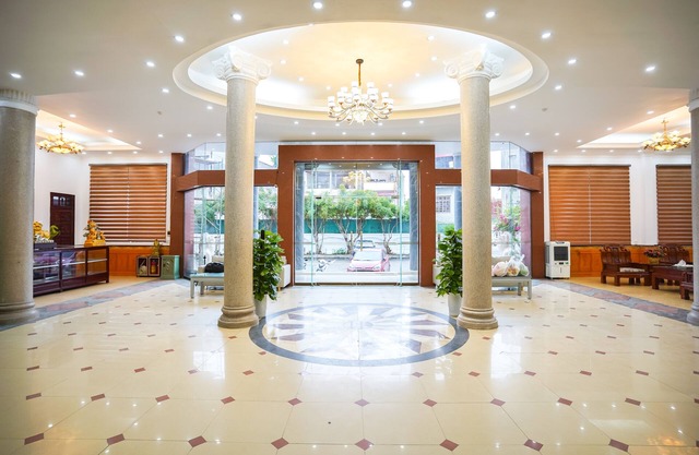 PHÚ QUÝ HOTEL
