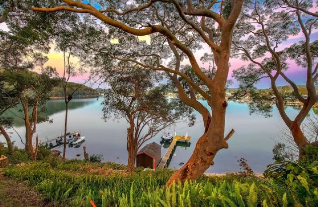 Phegans Bay Waterfront Retreat