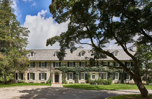 Philadelphia Main Line Luxury Manor House in Villanova Pennsylvania